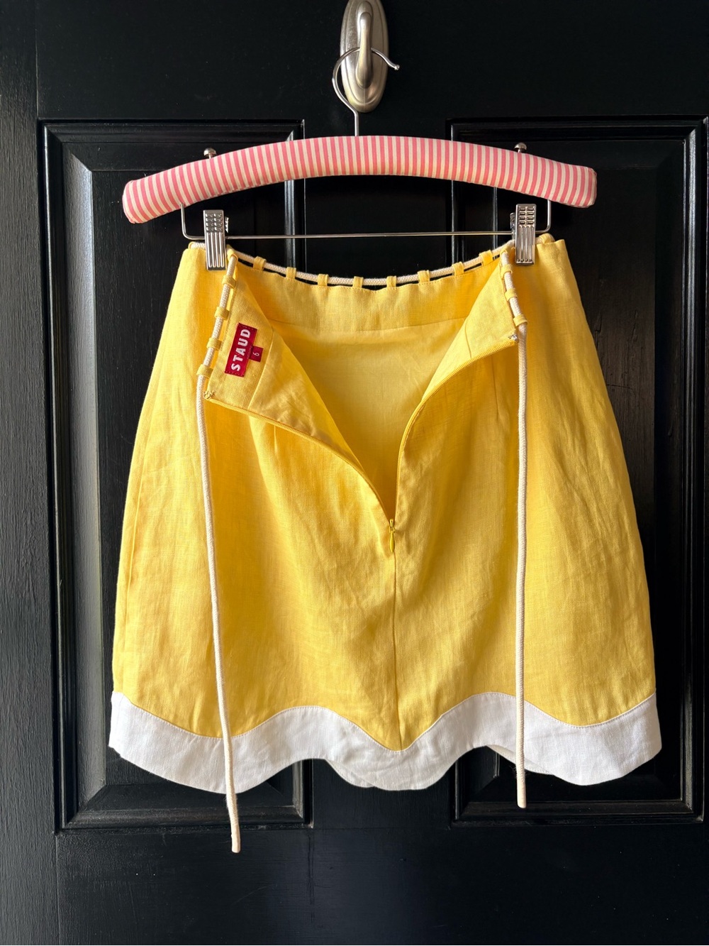 STAUD Ariana Yellow Linen Scalloped Hem Mini Skirt Size 6 - Picture 3 of 13